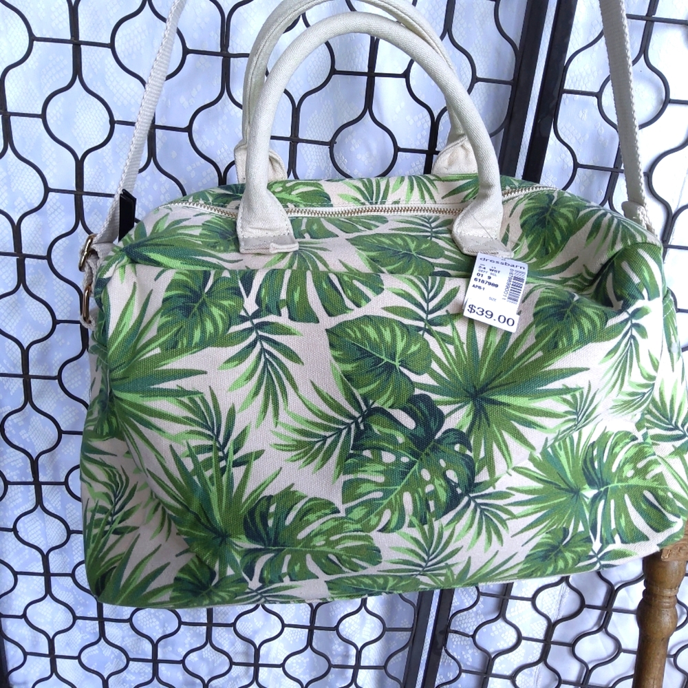 Tropical leaf canvas tote NWT